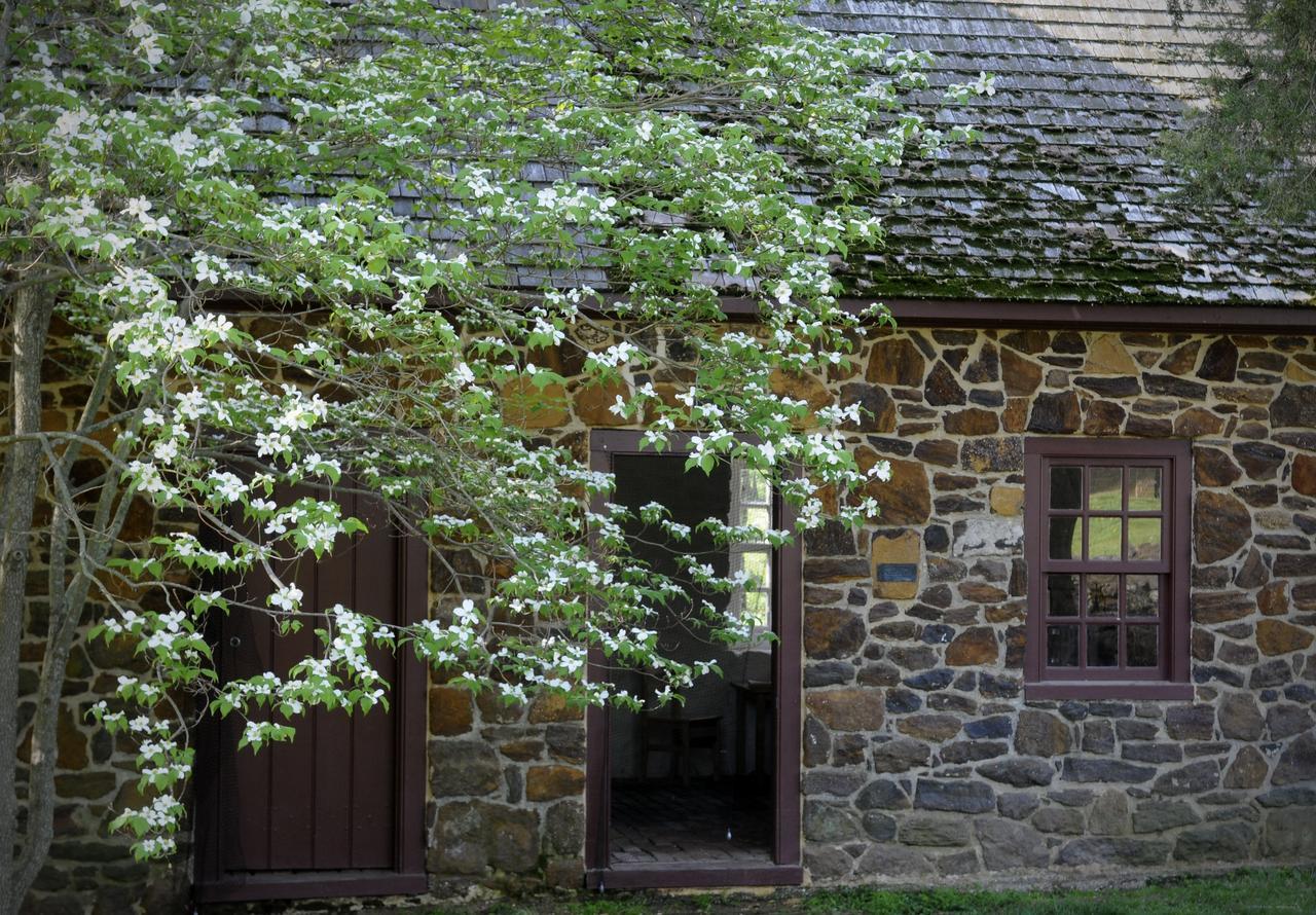 The Inn At Stratford Hall East End Exterior photo
