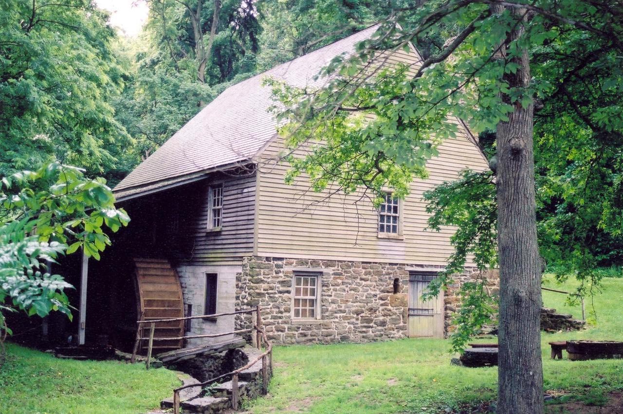 The Inn At Stratford Hall East End Exterior photo