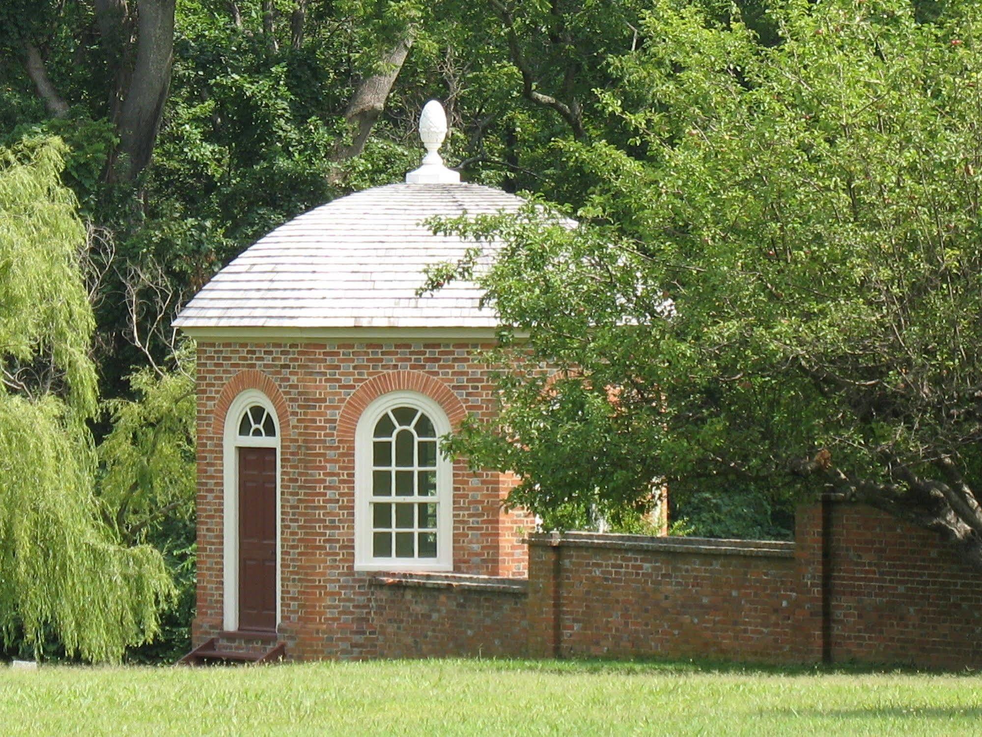 The Inn At Stratford Hall East End Exterior photo